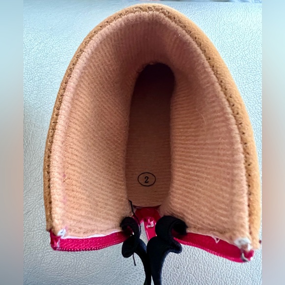 Sweet N Swag Baby Moccasin Booties Size 2 - Picture 6 of 6